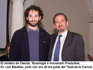 ministro con gu&iacute;a